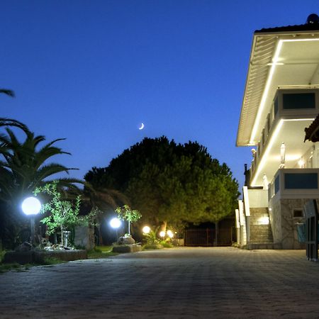 Seaview Aparthotel ネア・ポティダイア エクステリア 写真