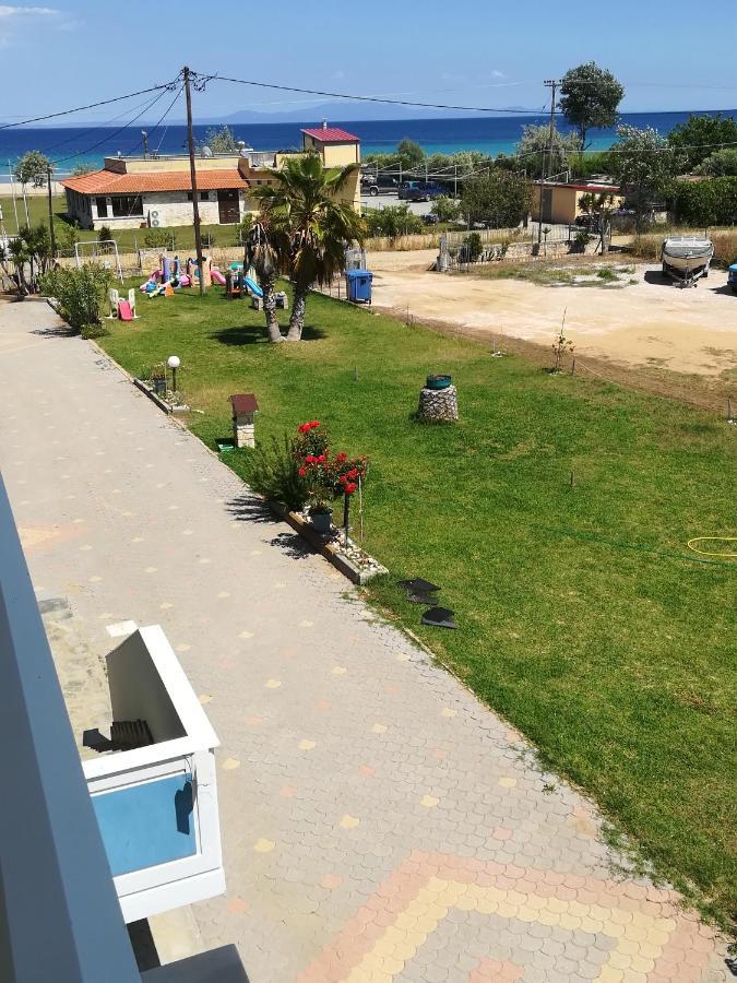 Seaview Aparthotel ネア・ポティダイア エクステリア 写真