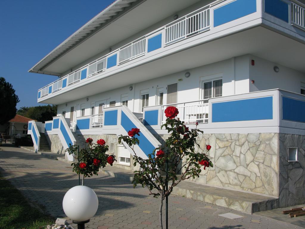 Seaview Aparthotel ネア・ポティダイア エクステリア 写真