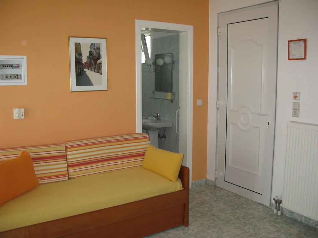 Seaview Aparthotel ネア・ポティダイア エクステリア 写真